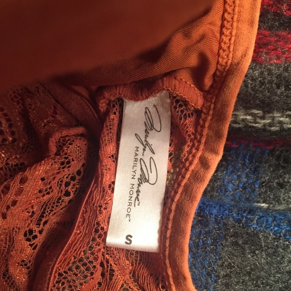 Burnt orange bralette - Picture 4 of 4